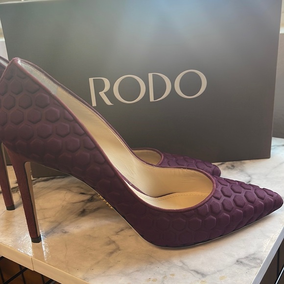Brand new in box Rodo punps size 10. - Picture 1 of 7